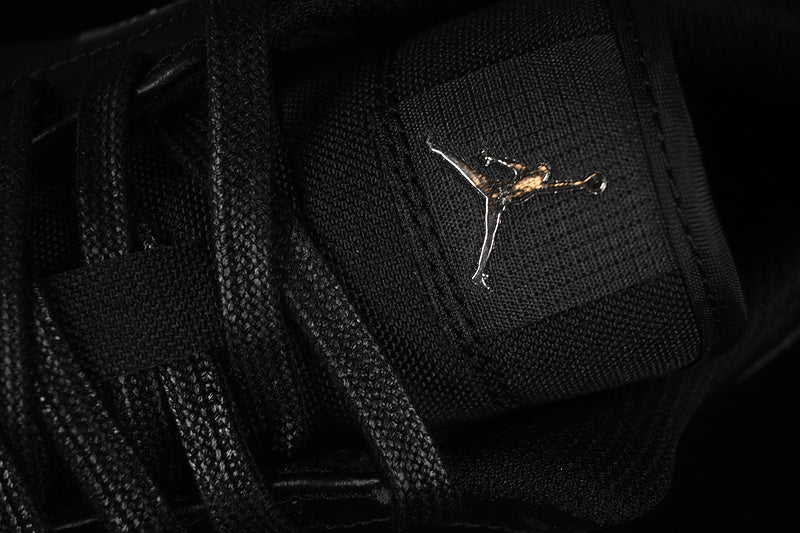 Air Jordan 1 Low “Black White Dark Smoke Grey”