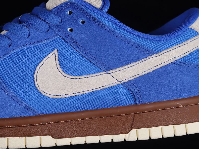 Dunk “Gold Rail”