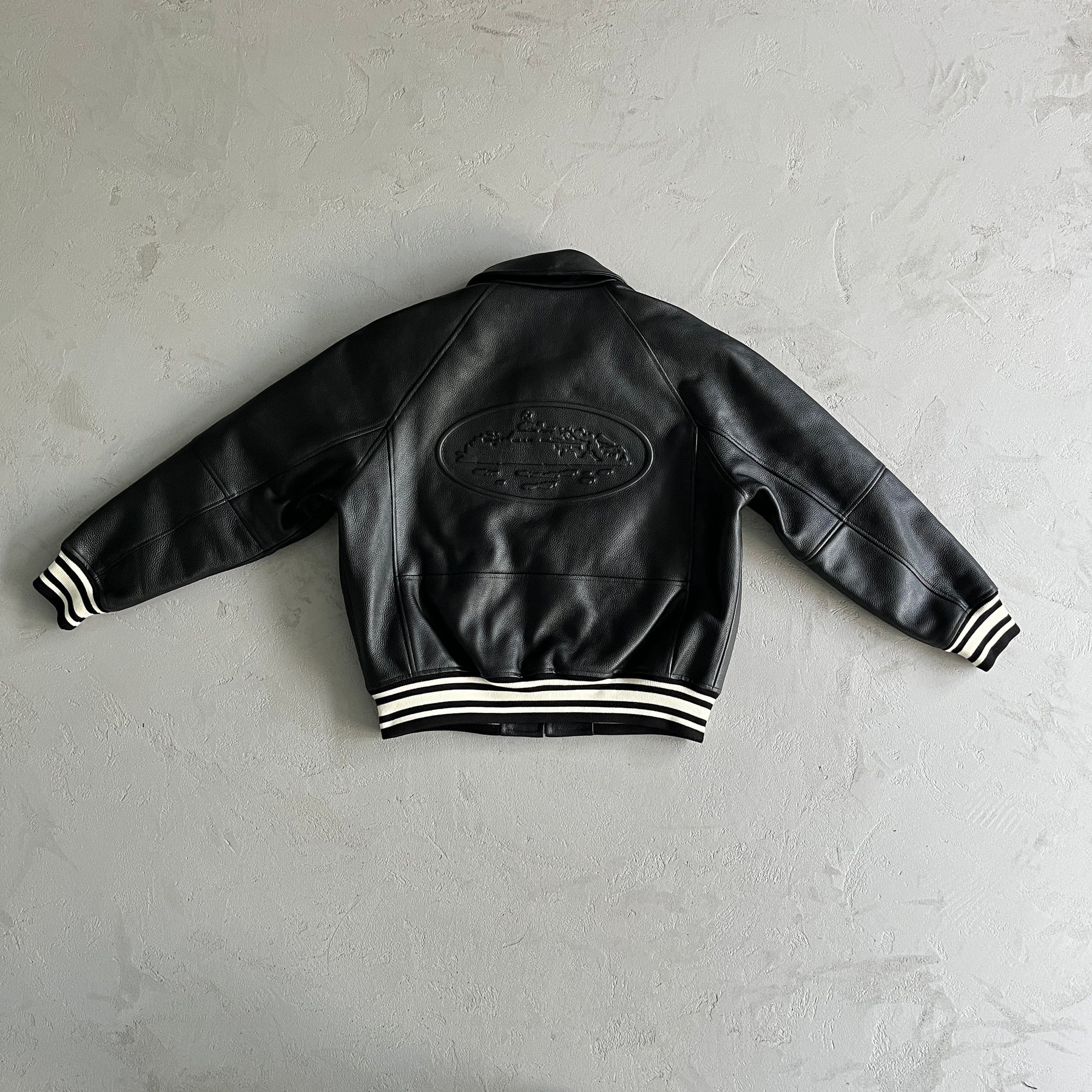 Jaqueta Corteiz “Daskydive” ( 100% Couro )