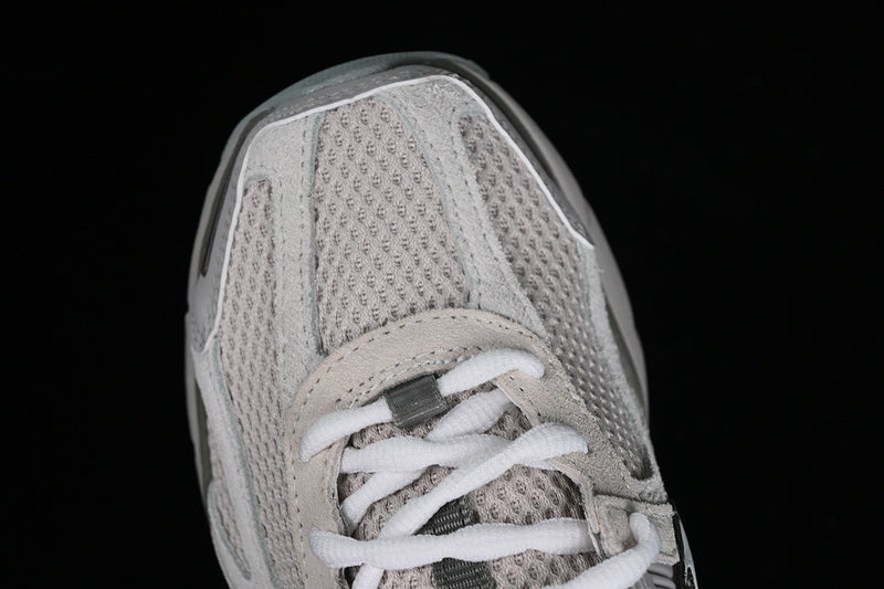 Vomero 5 “Light Orewood Brown"