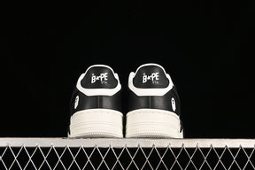BAPE STA “Black White”