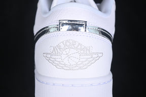 Air Jordan 1 Low “White Metallic Silver”