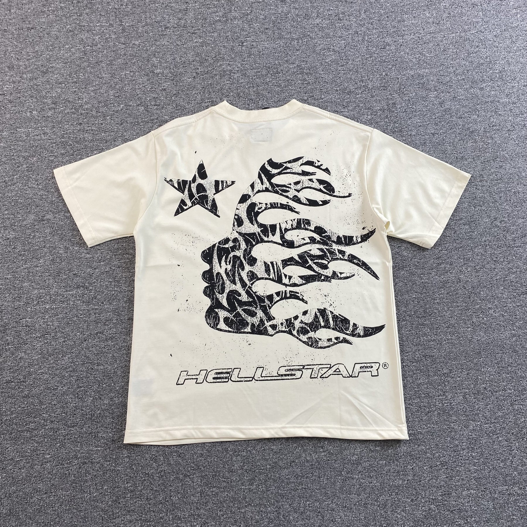 Camisa Hellstar “Morality doesn't exist in space only in the spaces between people"
