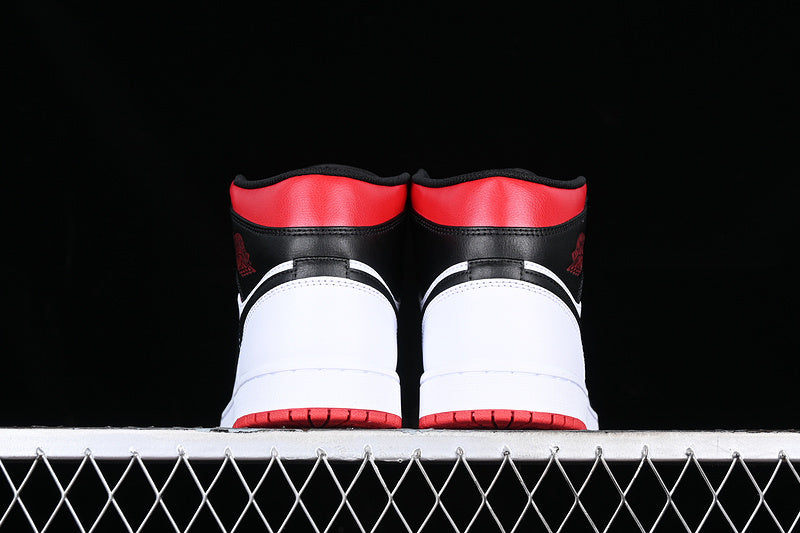 Air Jordan 1 High “Gym Red”