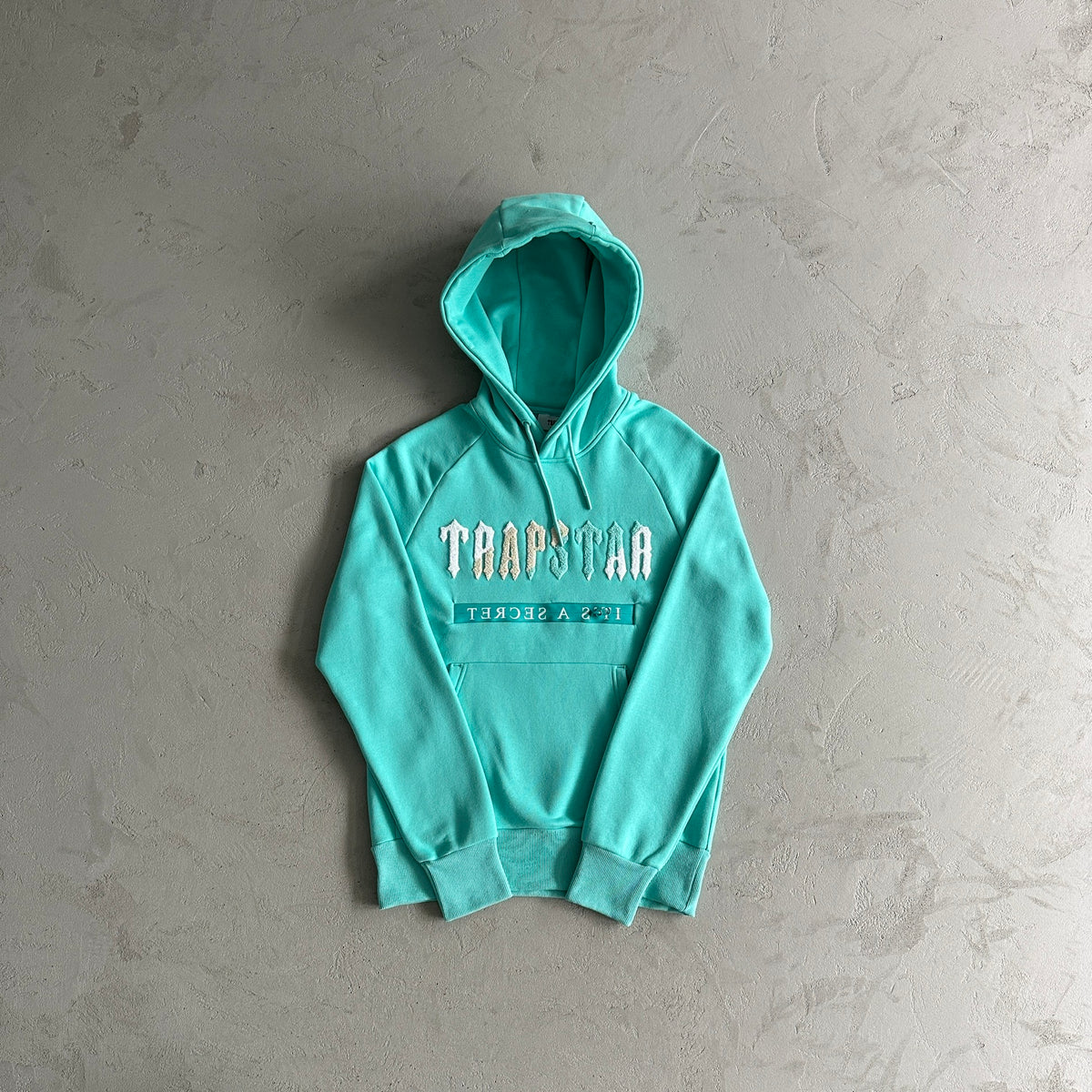 Conjunto Trapstar “Tiffany Blue”