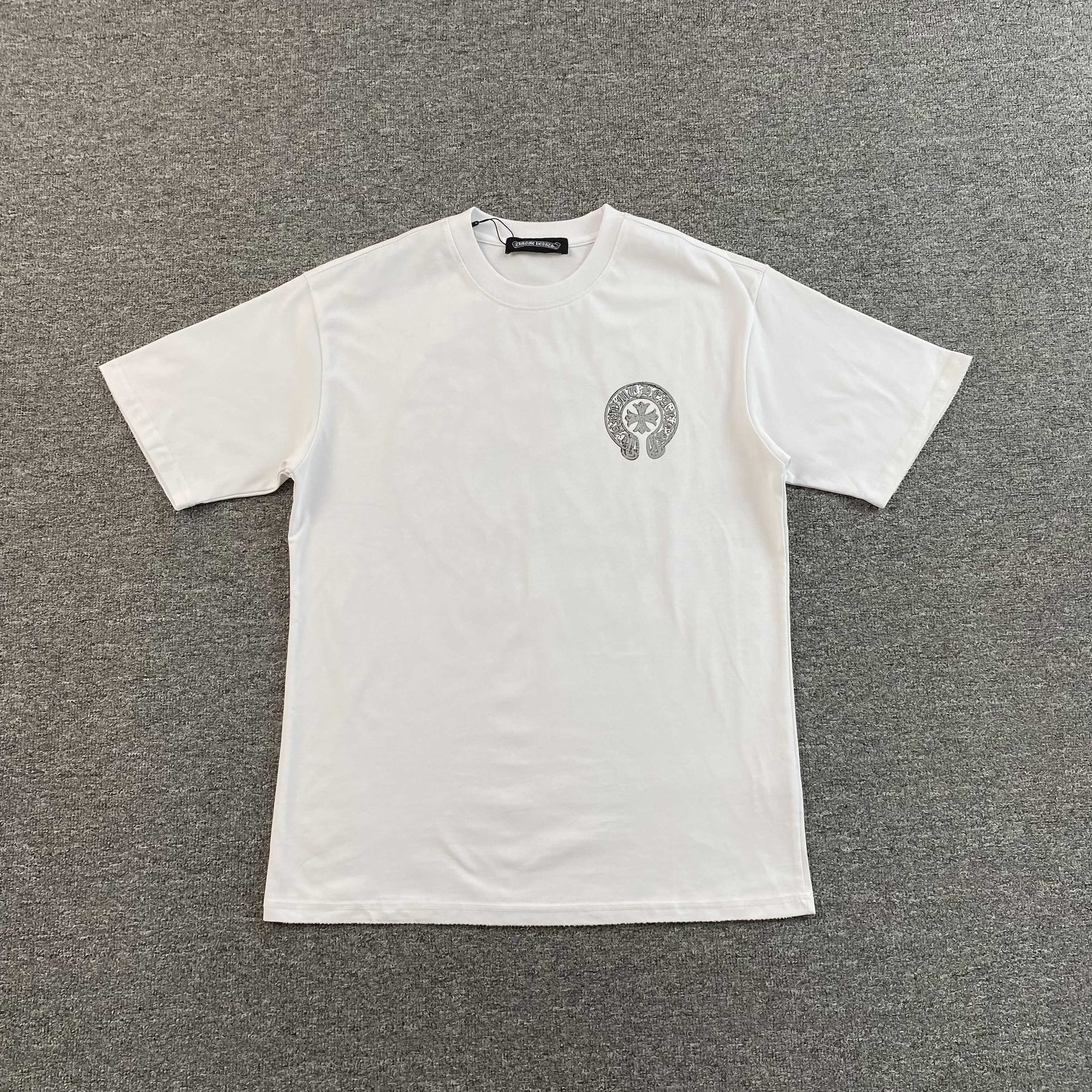 Camisa Chrome Hearts “Horseshoe Logo Pocket” ( Branca )