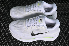 Nike Vomero “Green Spark”