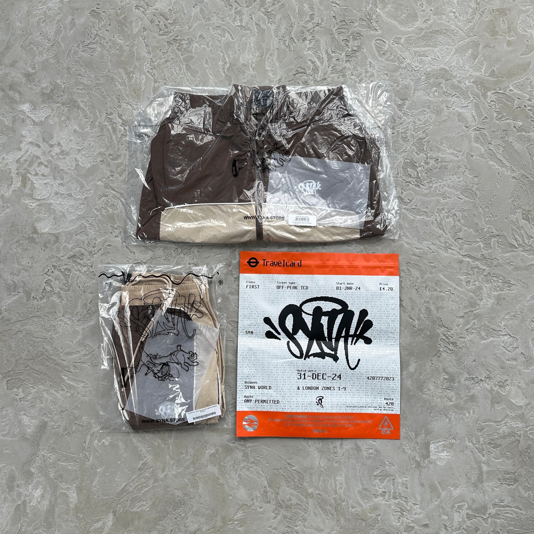 Conjunto Syna World “Team Pipe” ( Marrom )