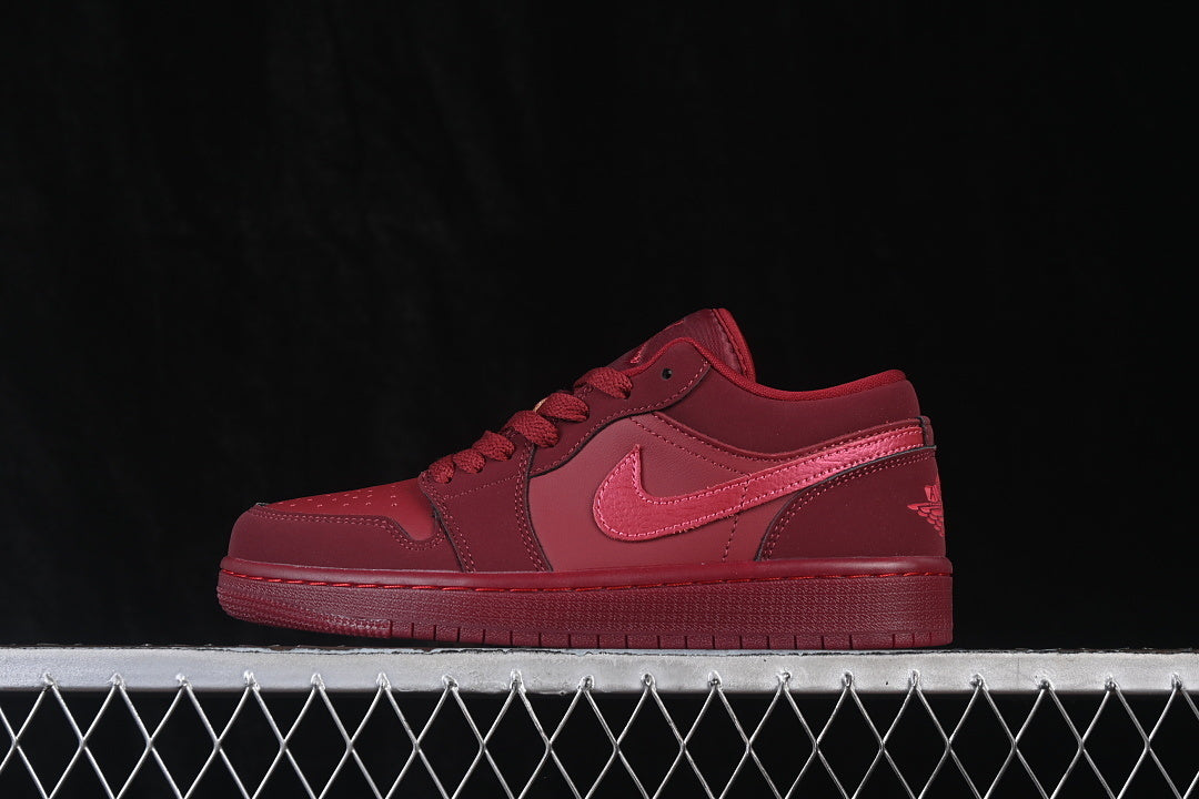 Air Jordan 1 Low "Valentine's Day”
