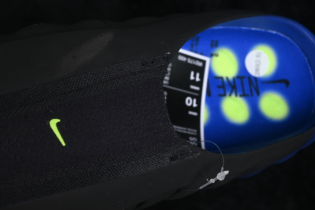 Nike mind 001 “Flyknit Hyper Royal”