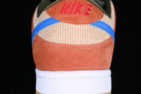 Dunk “Corduroy Dusty Peach”