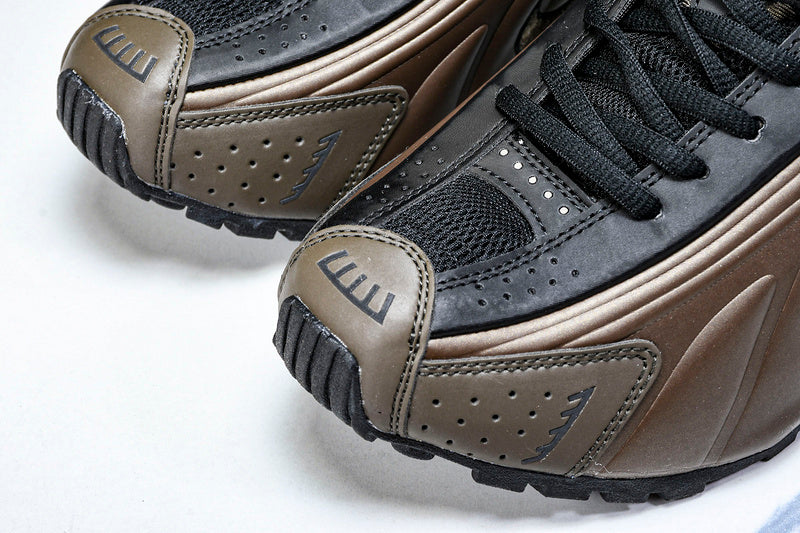 Nike Shox R4 “In Dark Brown”