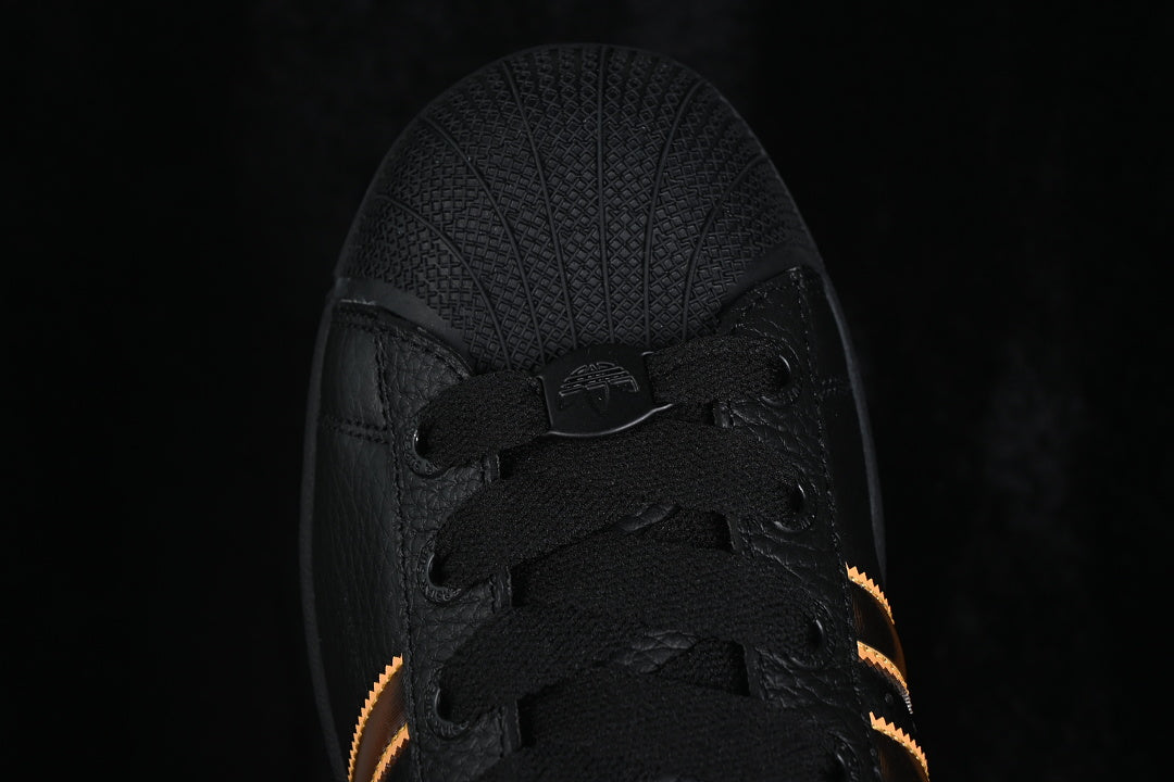 Adidas Campus “Superstar II Black Crew Neck Orange”