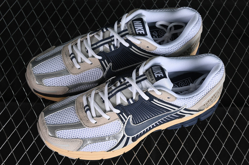 Vomero 5 “Thunder Blue Cream”