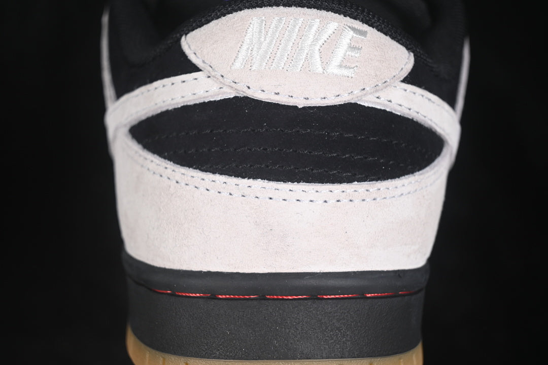 Dunk “Light Orewood Brown”