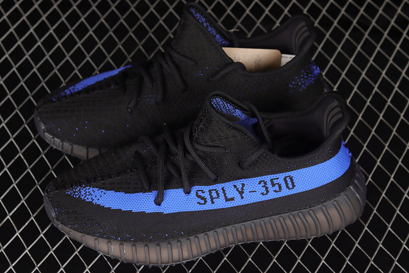 Yeezy 350 V2 “Dazzling Blue”