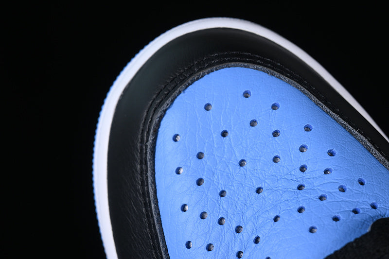 Air Jordan 1 High “Unc Toe”