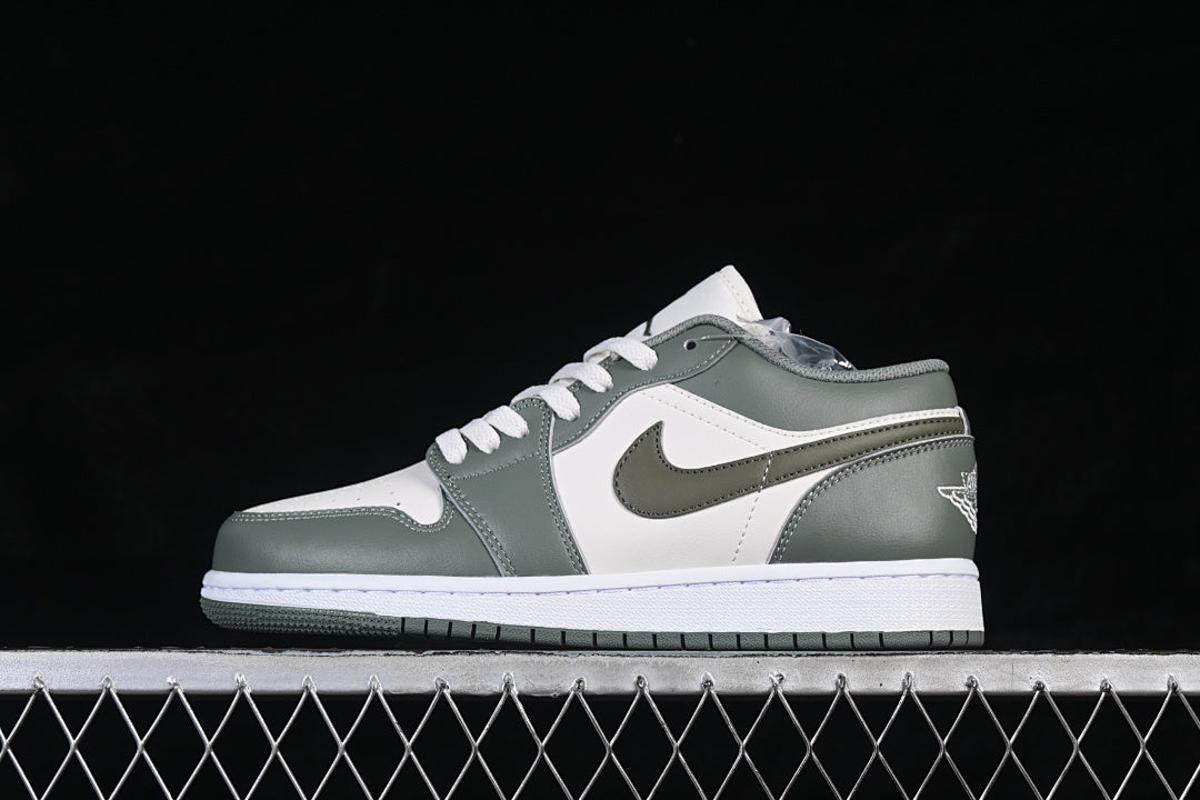 Air Jordan 1 Low "Military Green"