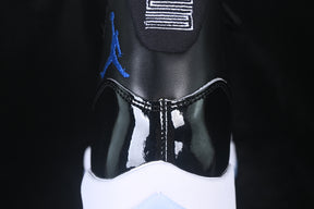Air Jordan 11 “Space Jam”