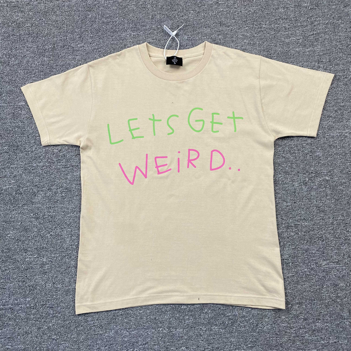 Camisa Cactus Jack “Lets Get Weird” ( Bege )