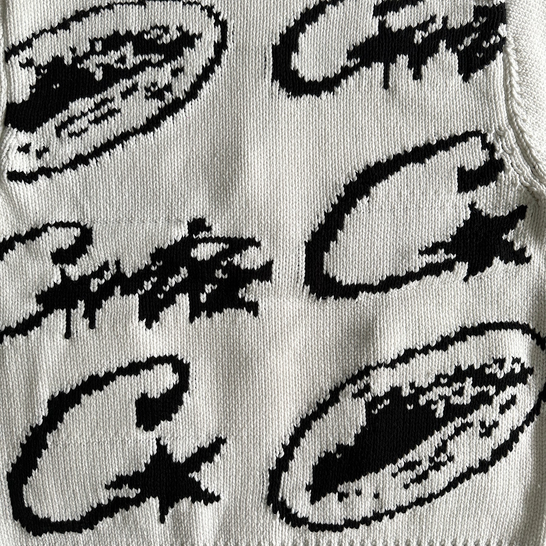 Jaqueta Corteiz “Heavy Knit” ( Branca Com Preto )