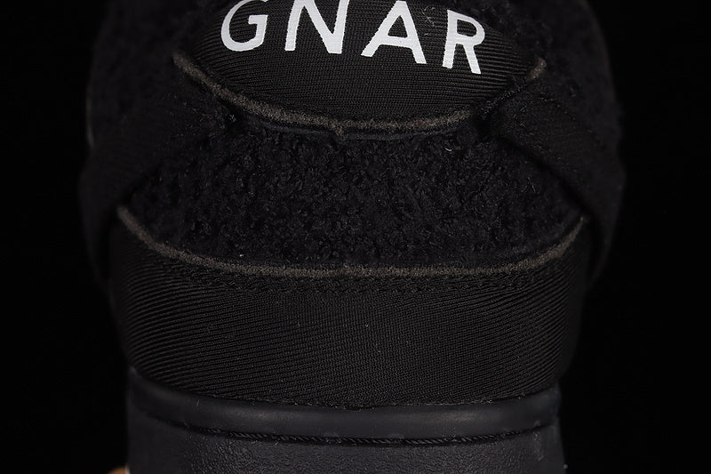 Dunk “Gnarhunters”