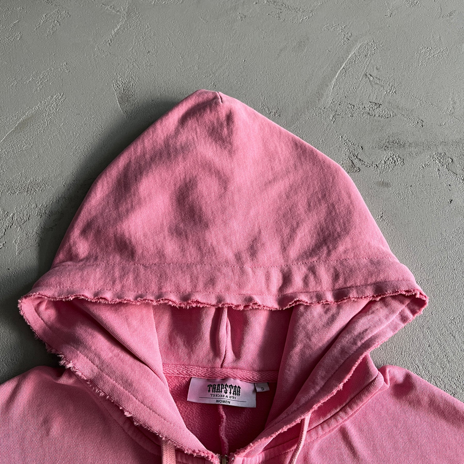 Conjunto Trapstar “Batwing Cropped”