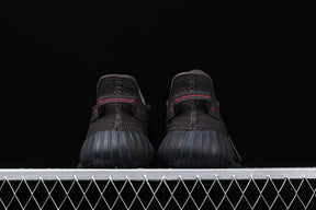 Yeezy 350 V2 “Static Reflective” (Preto)