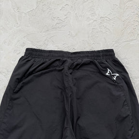 Conjunto Mertra “Stealth Nylon Trackie”