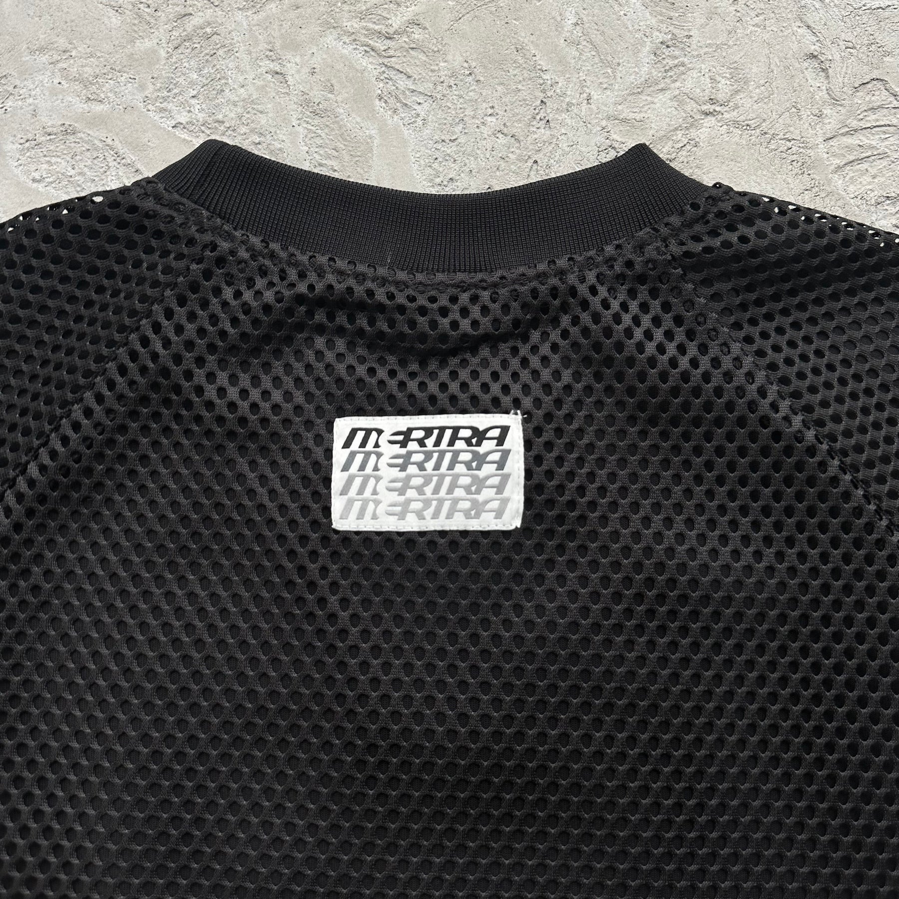 Camisa Mertra “Layered Mesh” ( Preta )