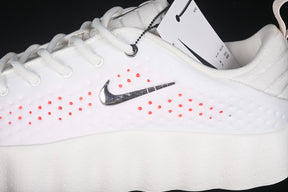 Nike mind 002 “Sail Chalk”