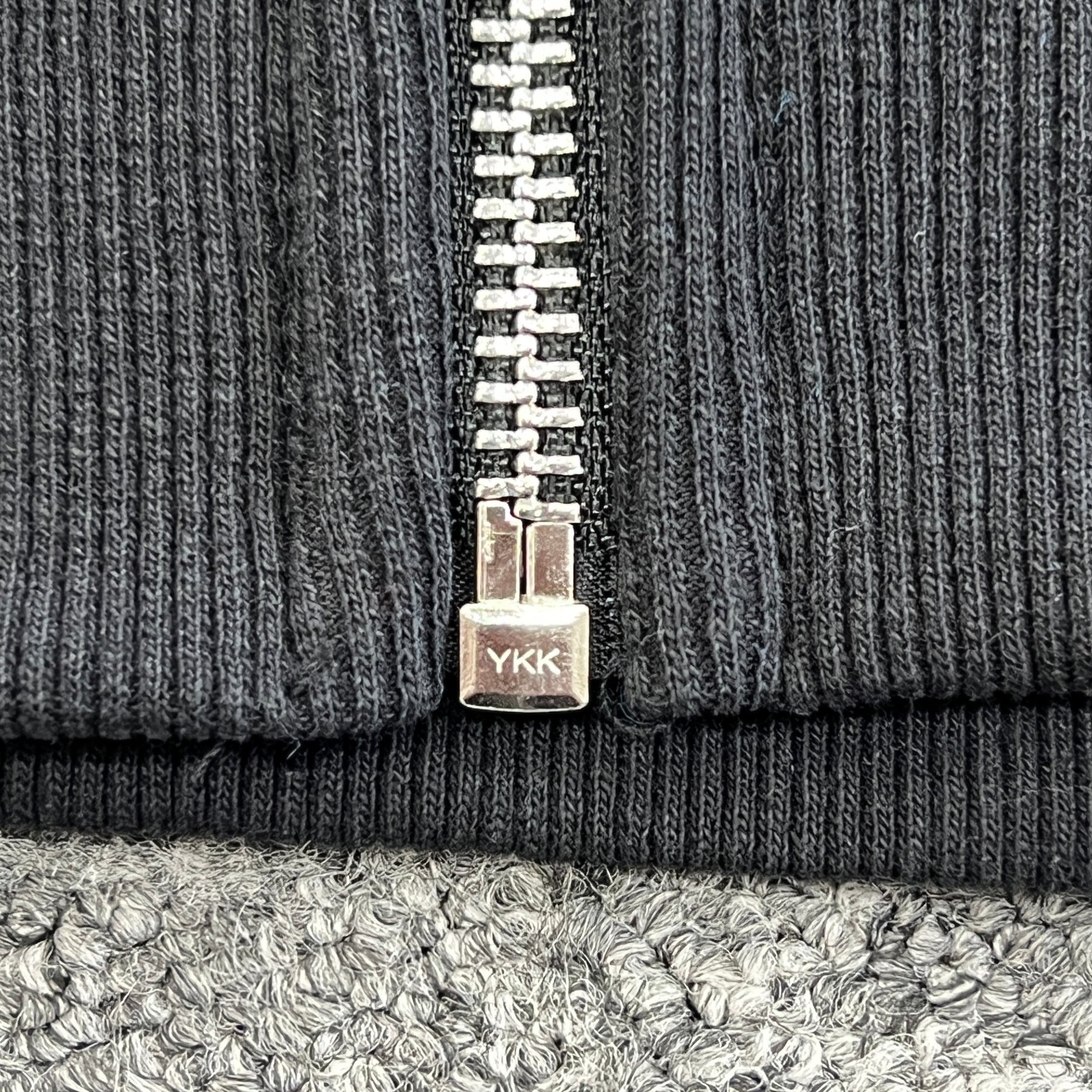 Moletom Syna World “Syna Void" ( Preto )