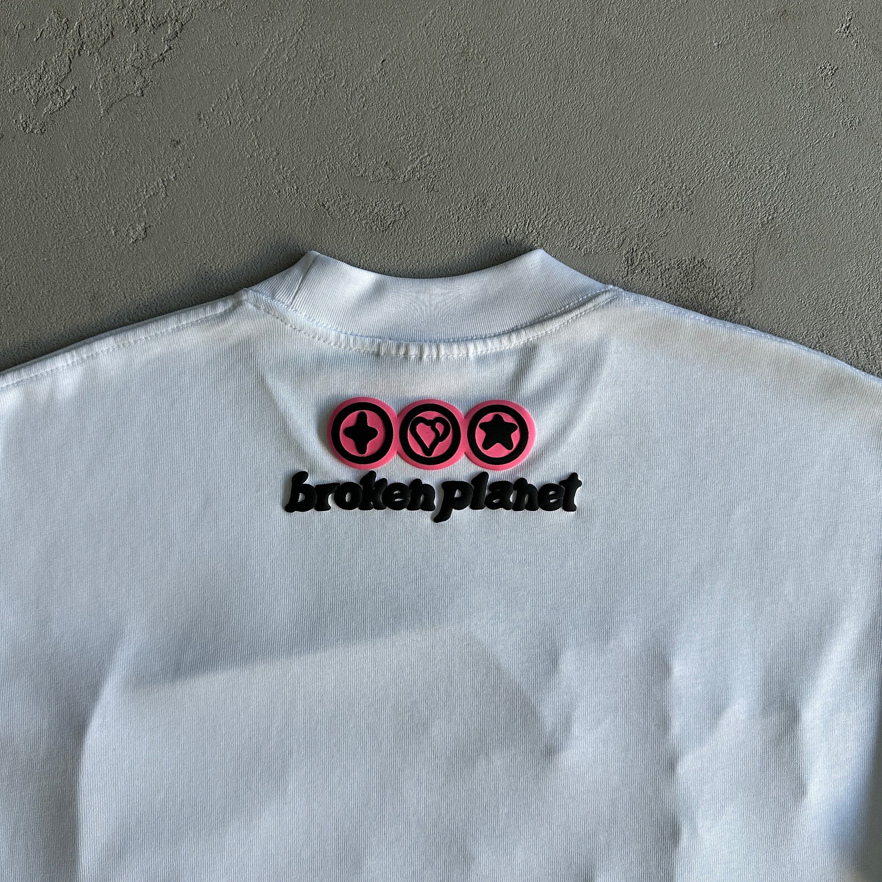 Camisa Broken Planet “Forever Yours”
