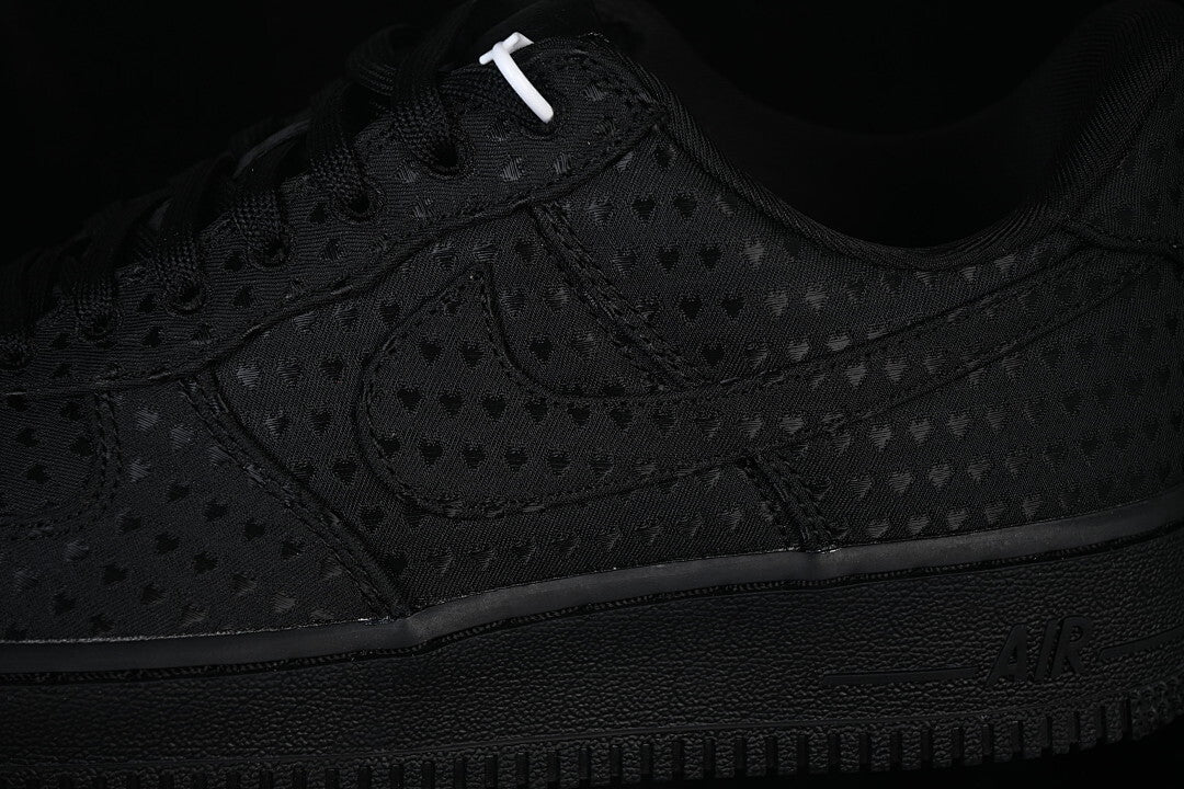 Air force 1 “Retro Valentine's Day Triple Black”