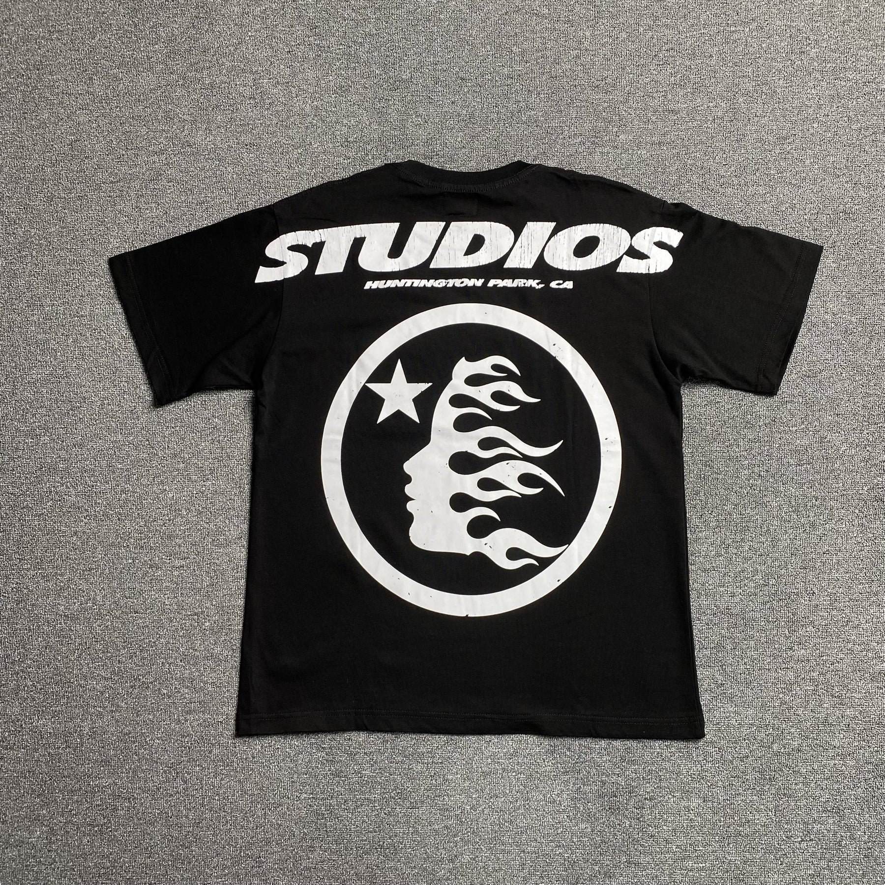 Camisa Hellstar “Huntington Park” ( Preta e Vermelha )