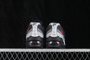 Air max 95 x Liverpool FC “Black Gym Red”