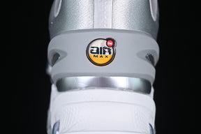 Air Max DN8 “Metallic Silver”