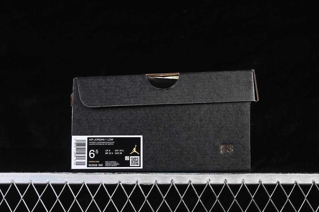 Air Jordan 1 Low "Military Green"