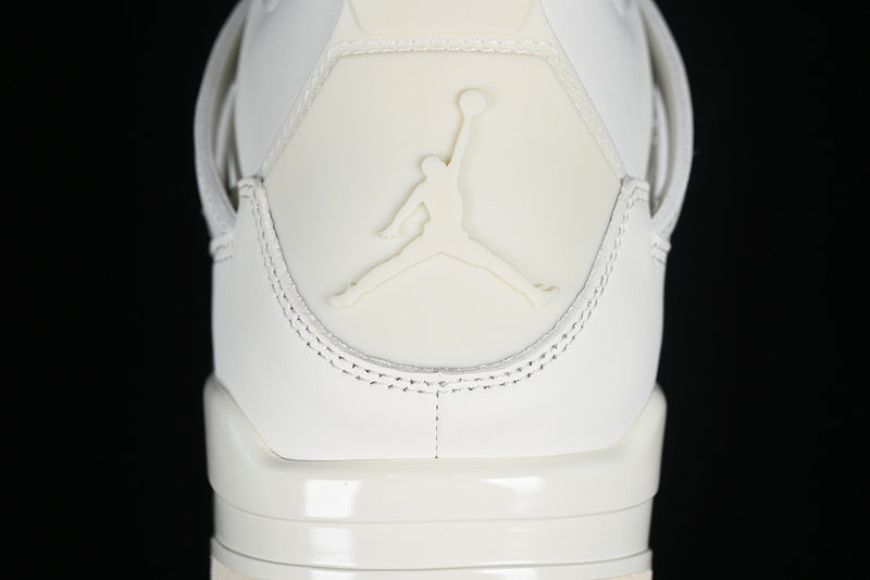 Air jordan 4 “Metallic Gold”
