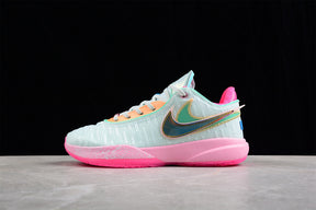 Nike Lebron 20
