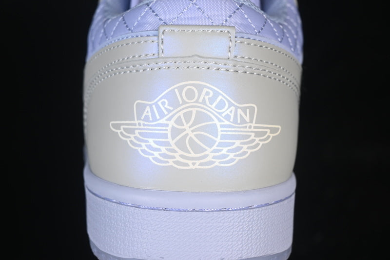 Air Jordan 1 Low “Ghost Pearlized Quilt”