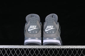 Air jordan 4 x Sylvester “Dark Grey”