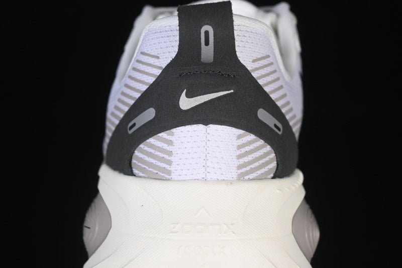 Air Zoom Vomero 18 “Black Grey”