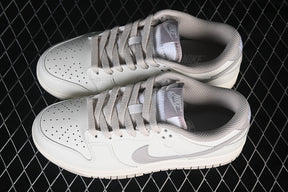 Dunk “Light Smoke Grey”