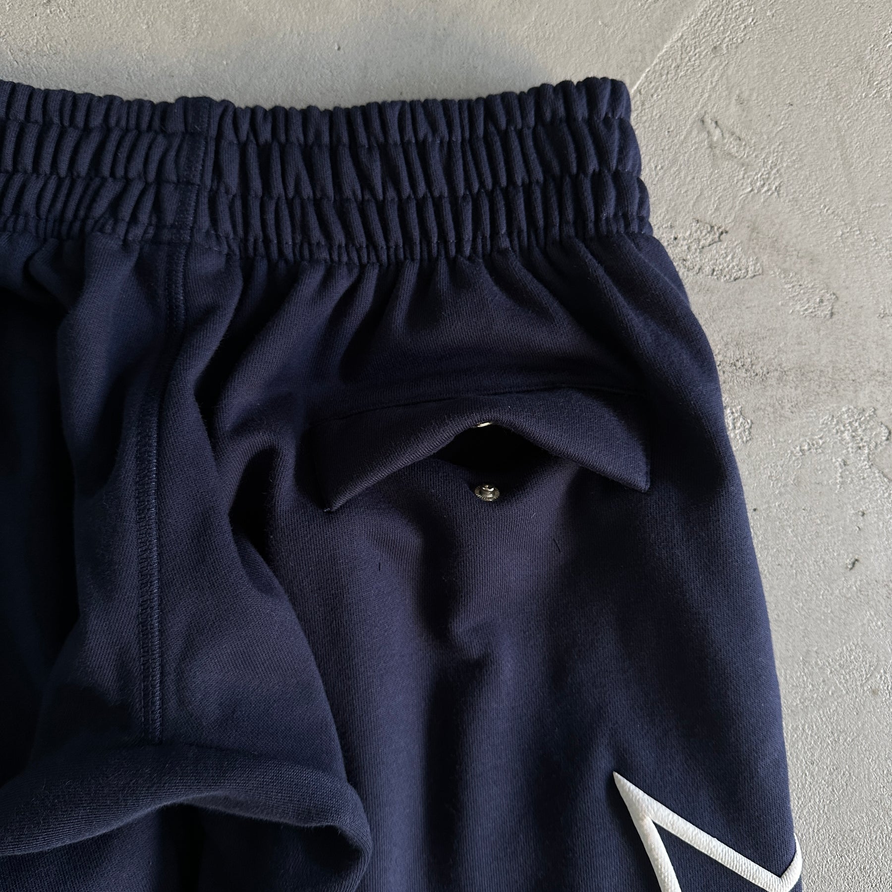 Calça Corteiz “Crtz Rtw”