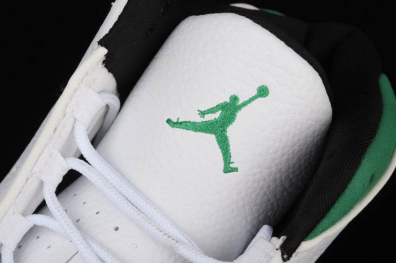 Air Jordan 13 “Lucky Green”