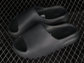 Yeezy Slide “Slate Grey”