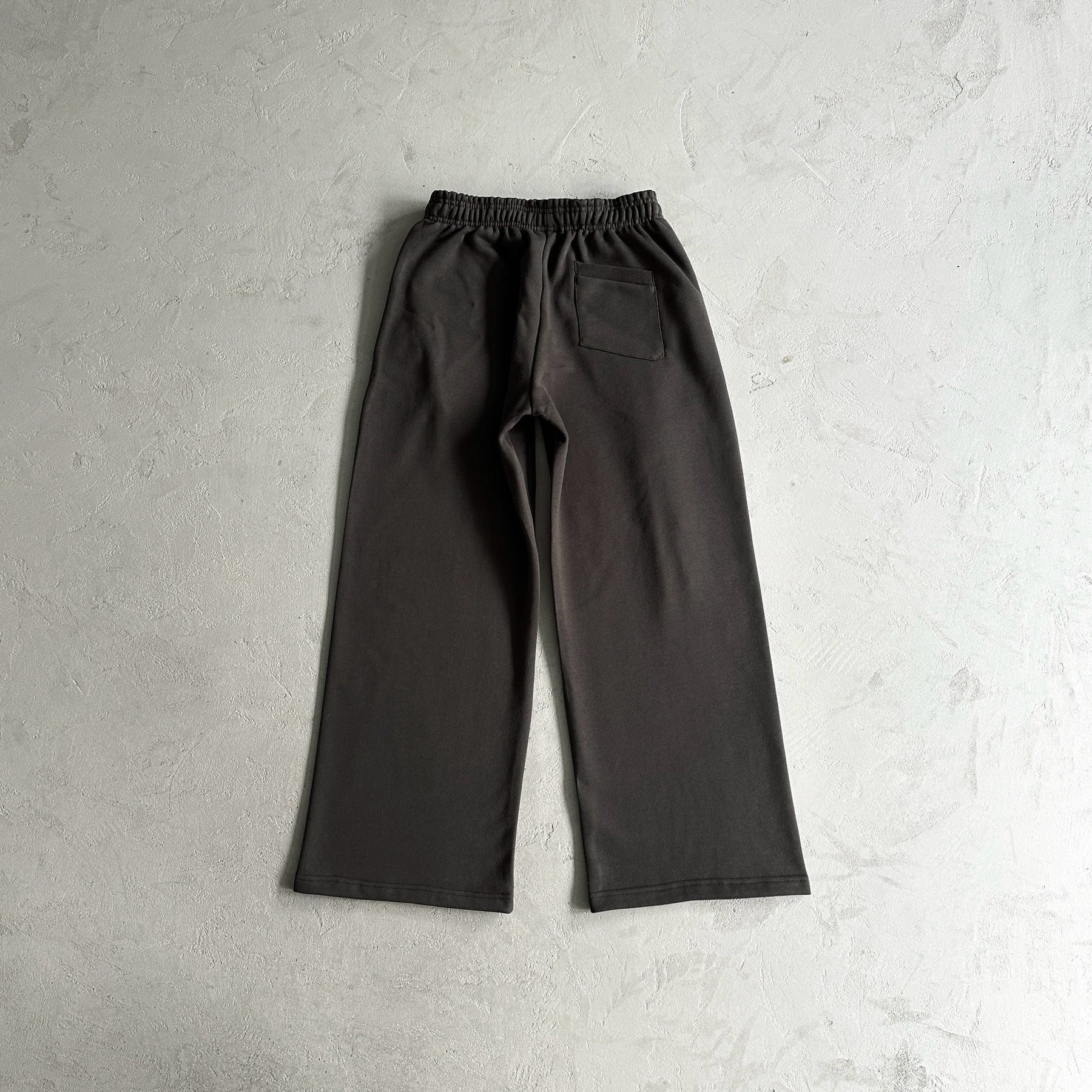 Conjunto Broken Planet “Beware Soot”