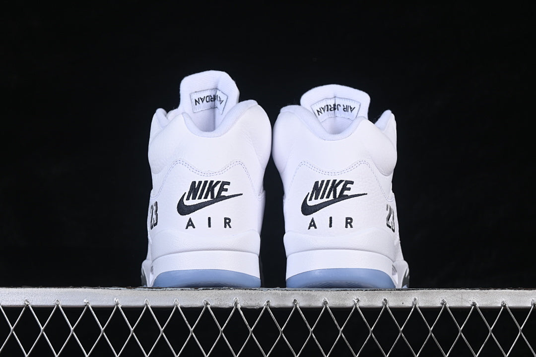 Air Jordan 5 “Metallic Silver”