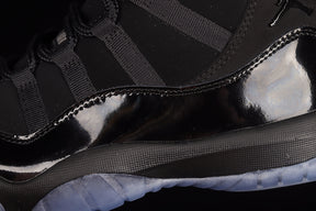 Air Jordan 11  “Cap and Gown”